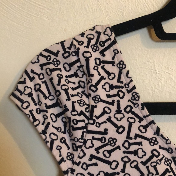 🔑 Key Print Bodycon Dress 🔑 - Picture 5 of 6